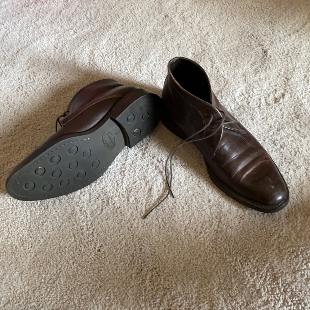 Men’s brown boots